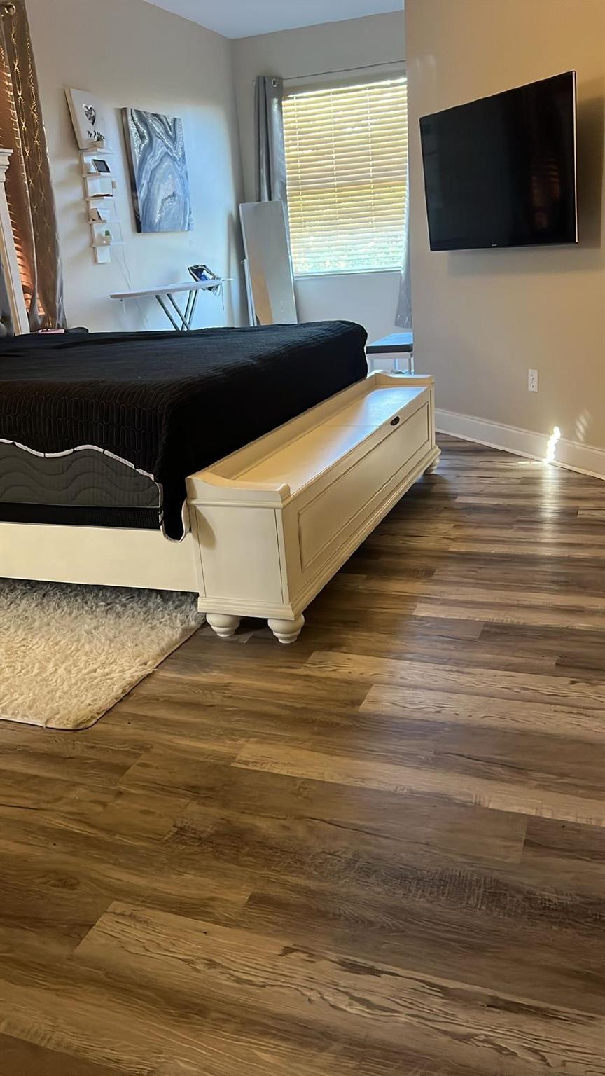 LAKEFOREST POINTE - Residential