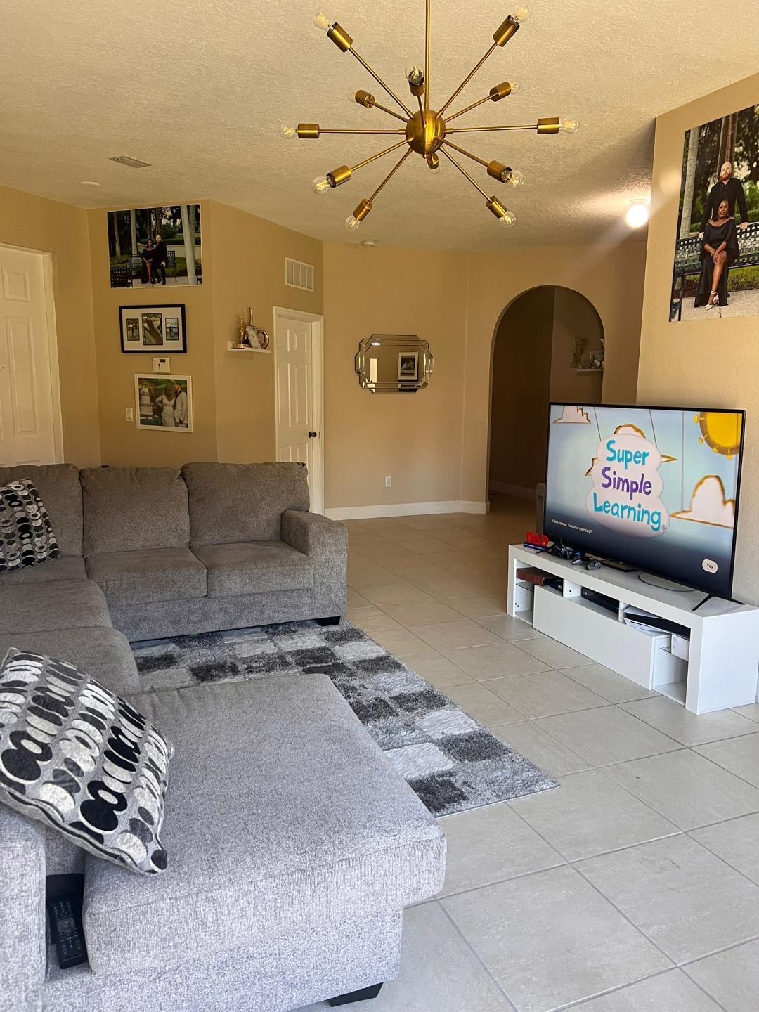 LAKEFOREST POINTE - Residential