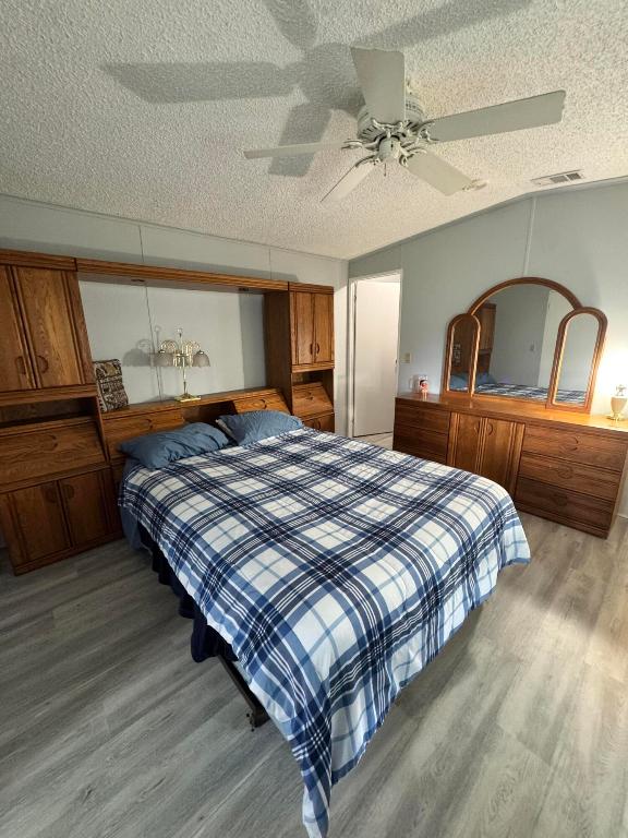 Spanish Lakes Fairways - Residential