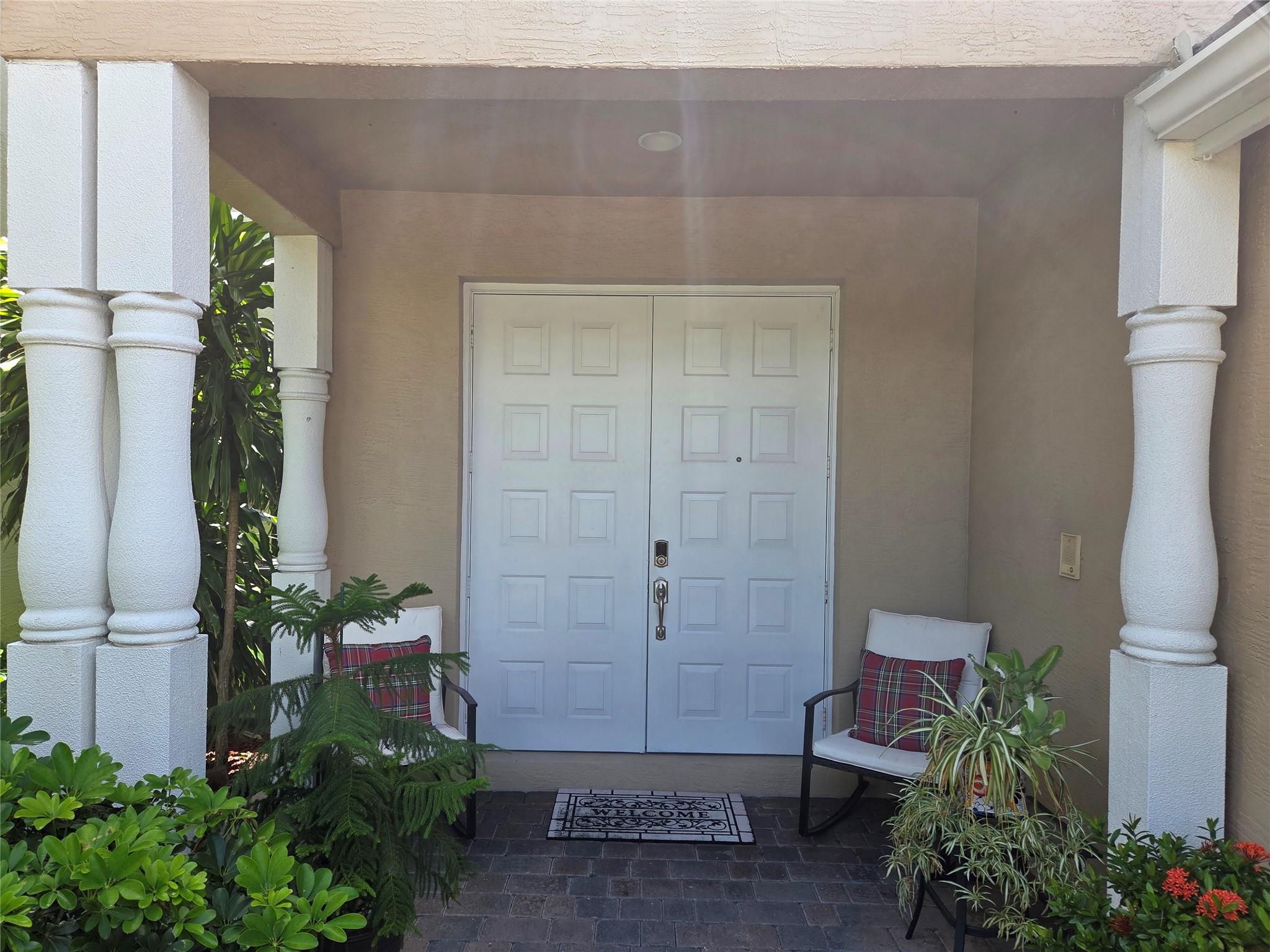 383 Berenger Walk