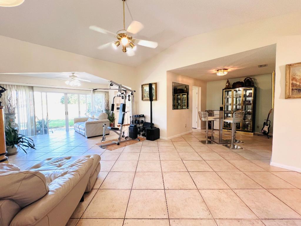 EAGLE LAKE - Residential