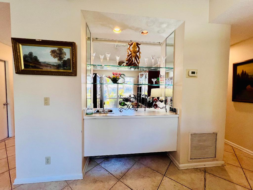 EAGLE LAKE - Residential