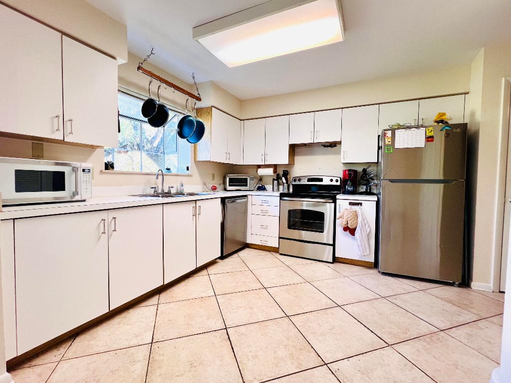 EAGLE LAKE - Residential