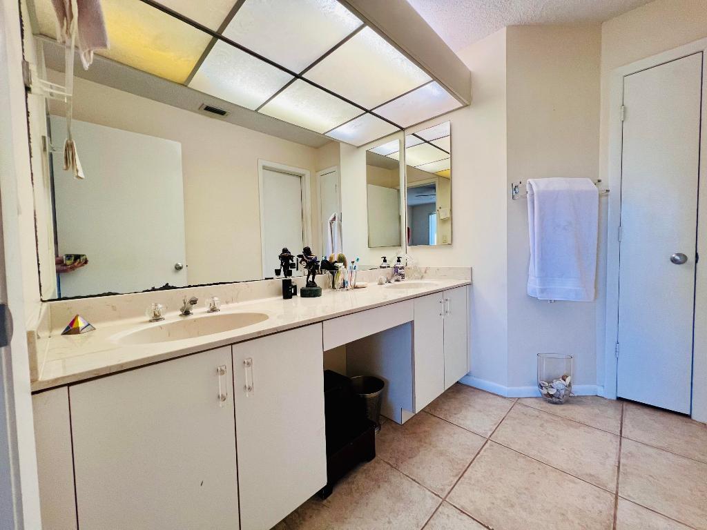 EAGLE LAKE - Residential