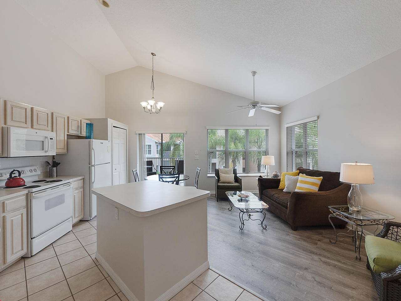 GOLF VILLAS II CONDOMINIUM - Residential Lease