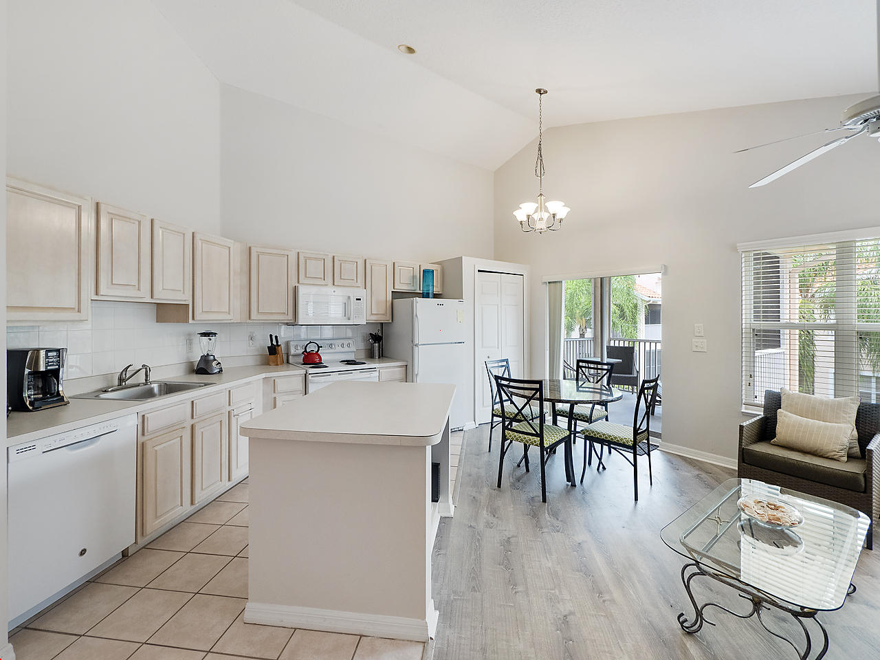 GOLF VILLAS II CONDOMINIUM - Residential Lease