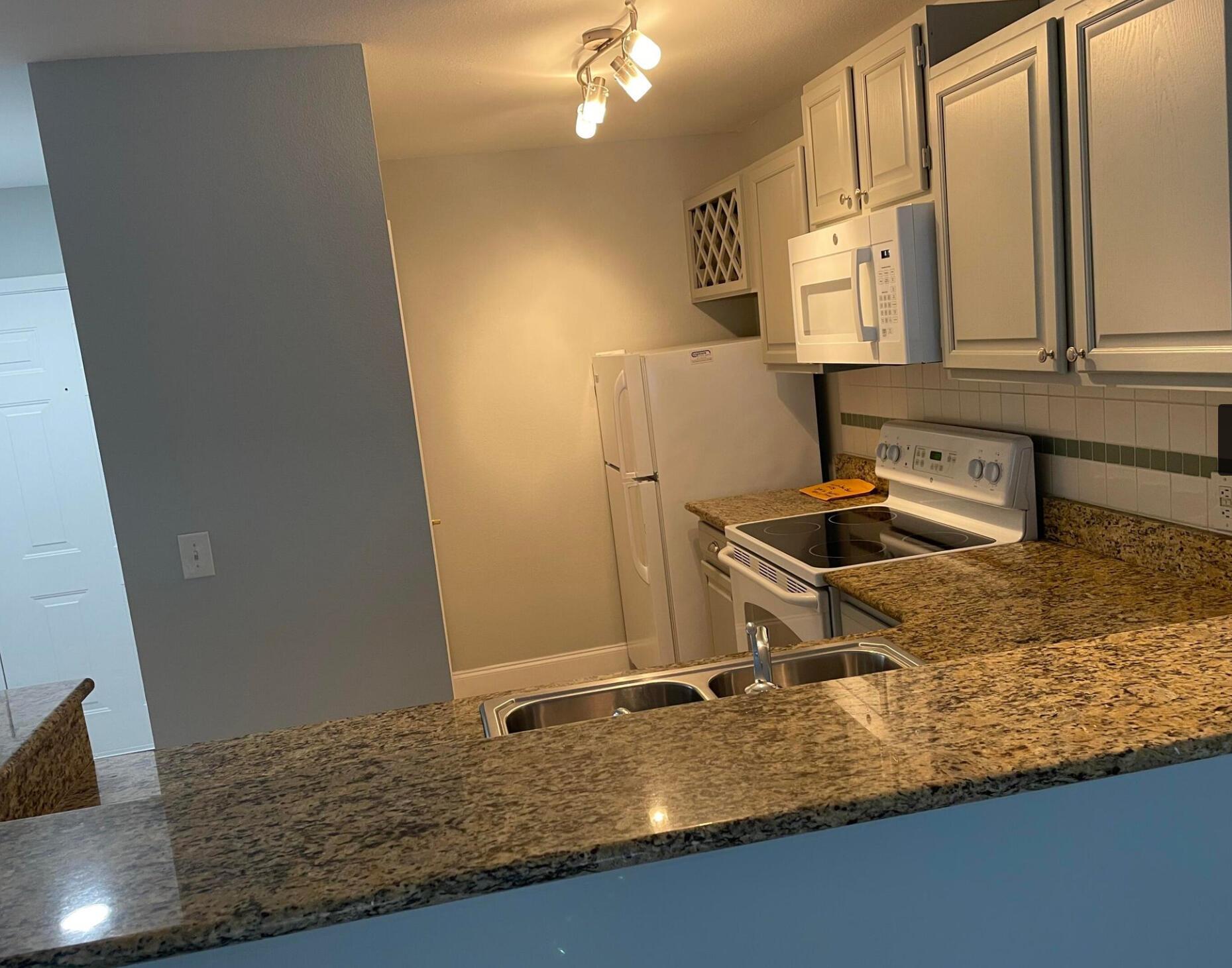 Verano at Delray - Residential Lease