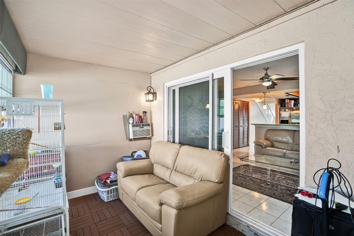 Townhomes of Oriole - Residential