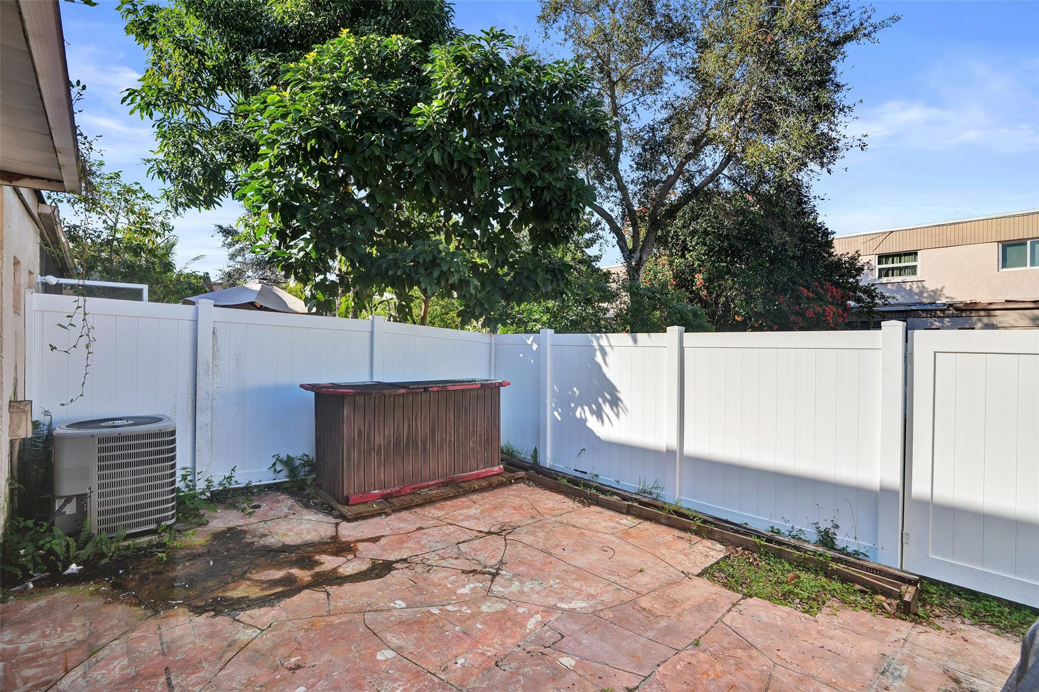 Townhomes of Oriole - Residential