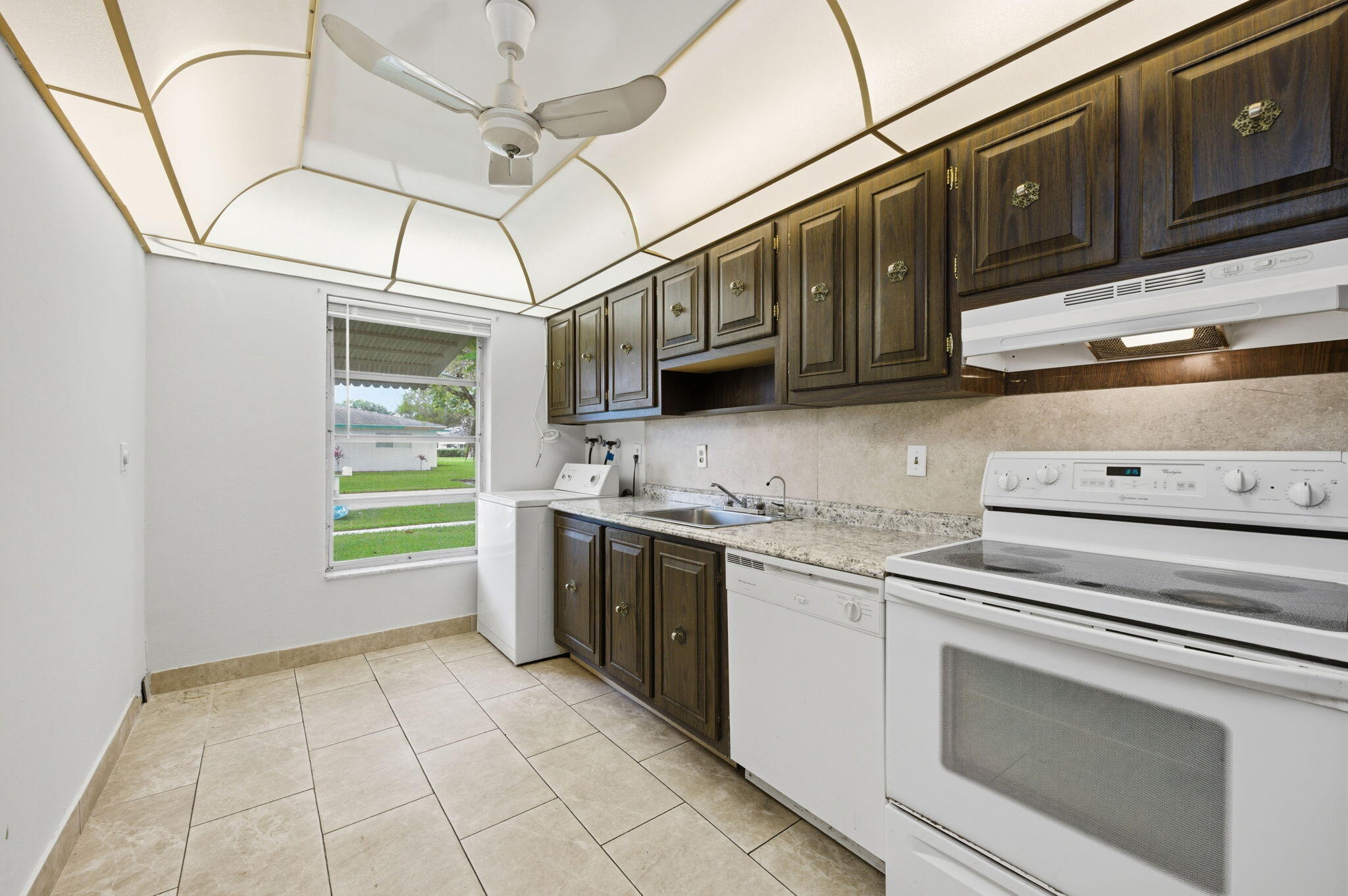 LAUDERDALE WEST CONDO NO I - Residential