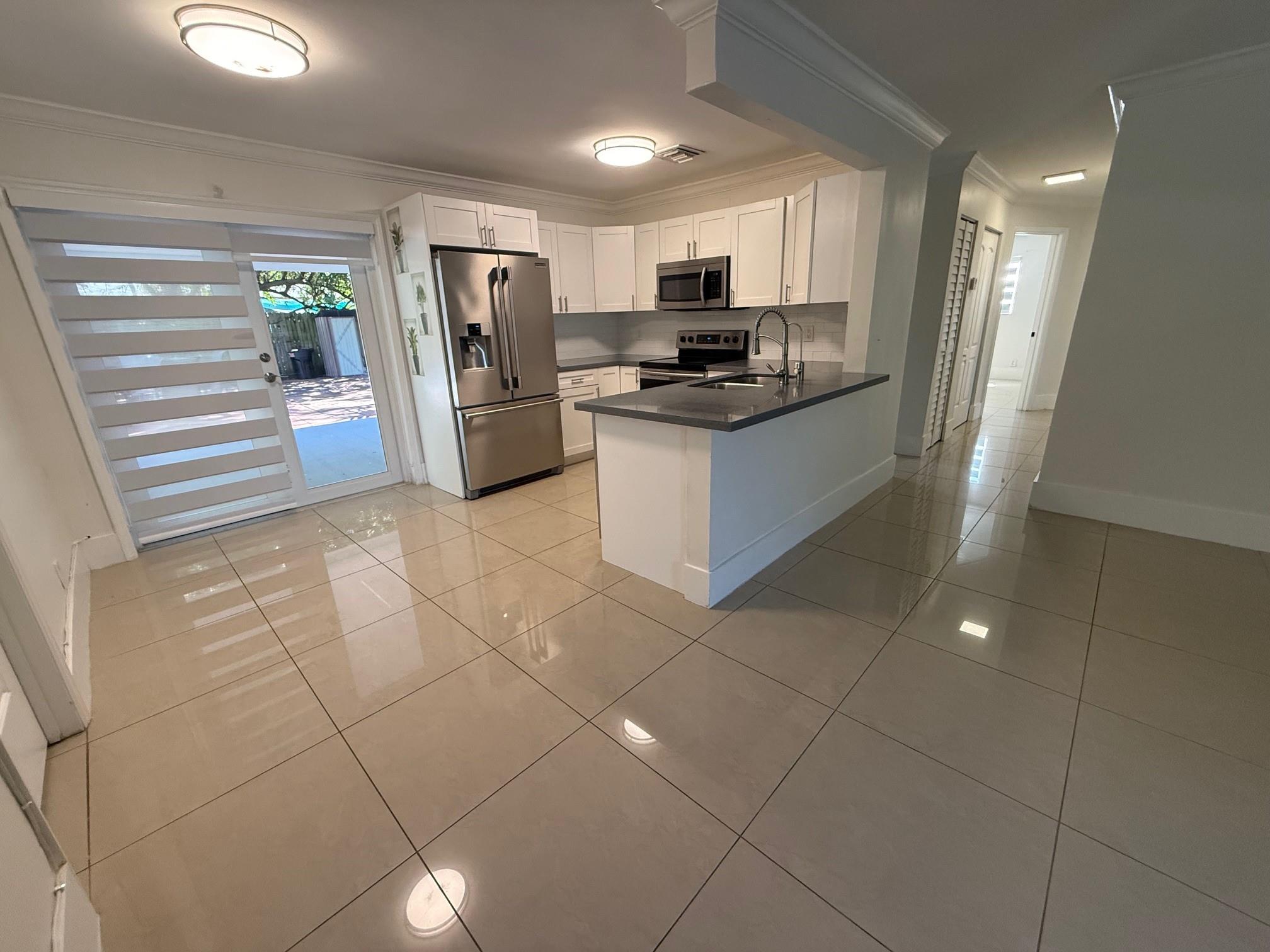 BROADVIEW PARK SEC 4 - Residential Lease