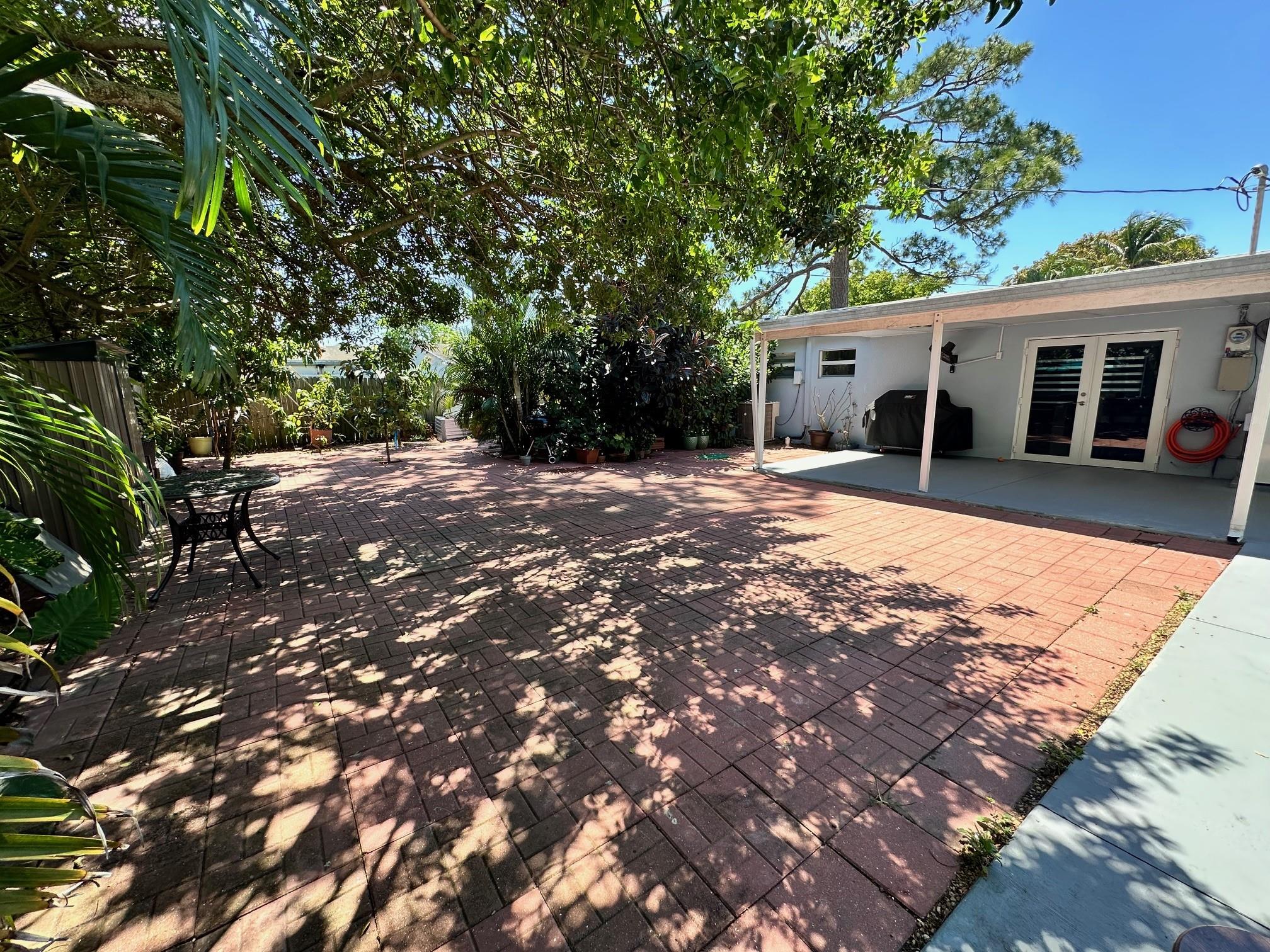 BROADVIEW PARK SEC 4 - Residential Lease