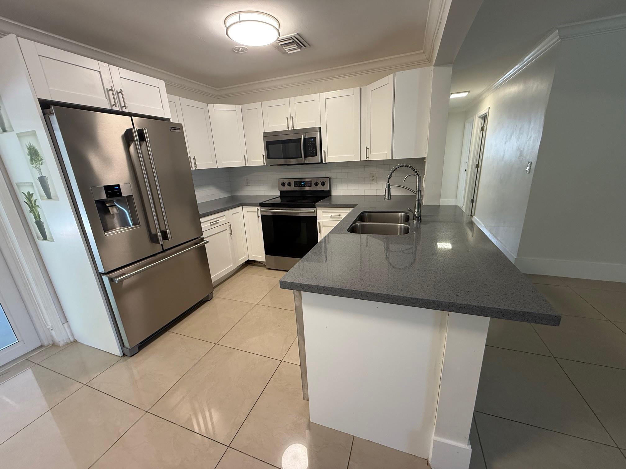 BROADVIEW PARK SEC 4 - Residential Lease