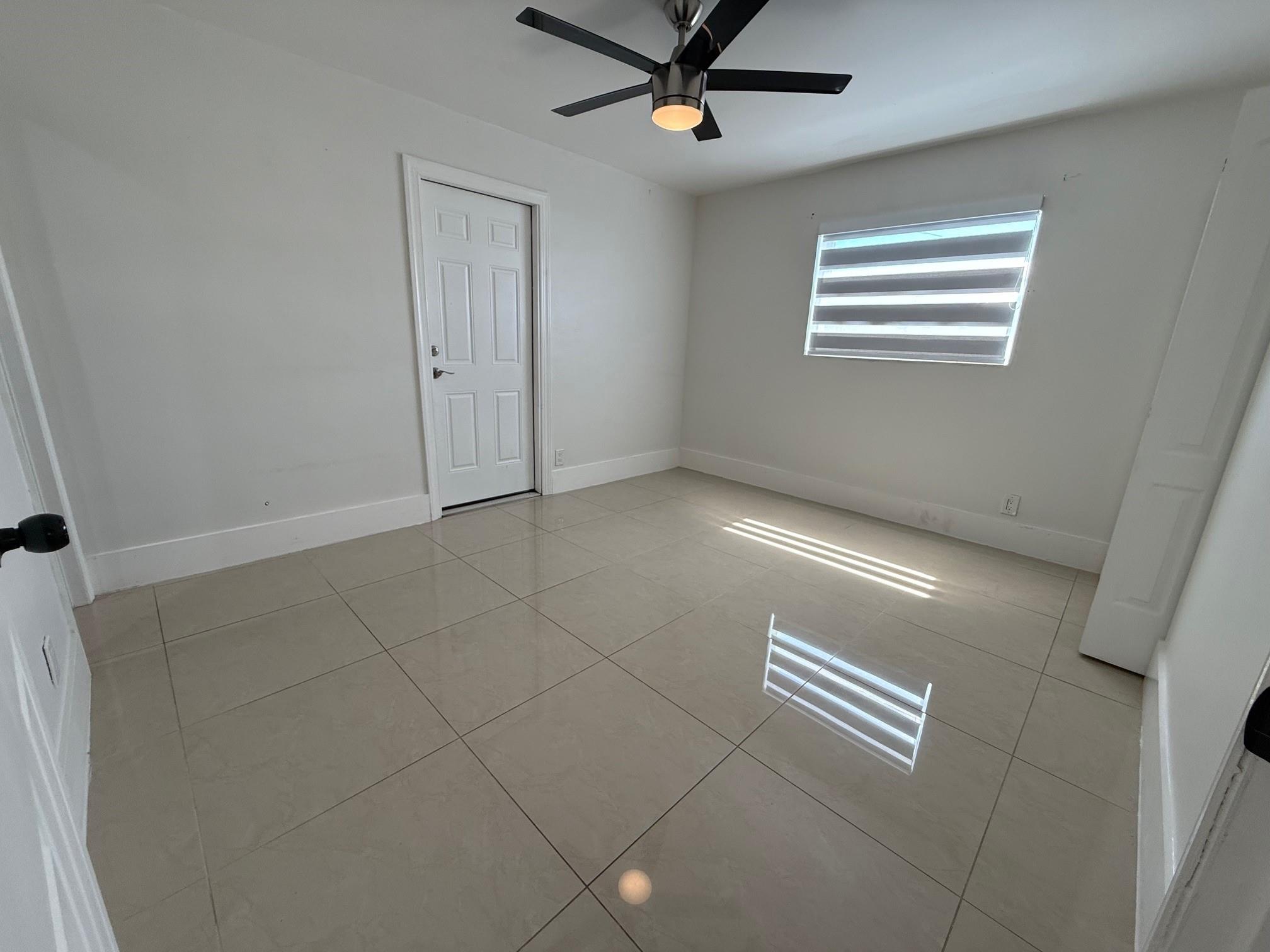 BROADVIEW PARK SEC 4 - Residential Lease