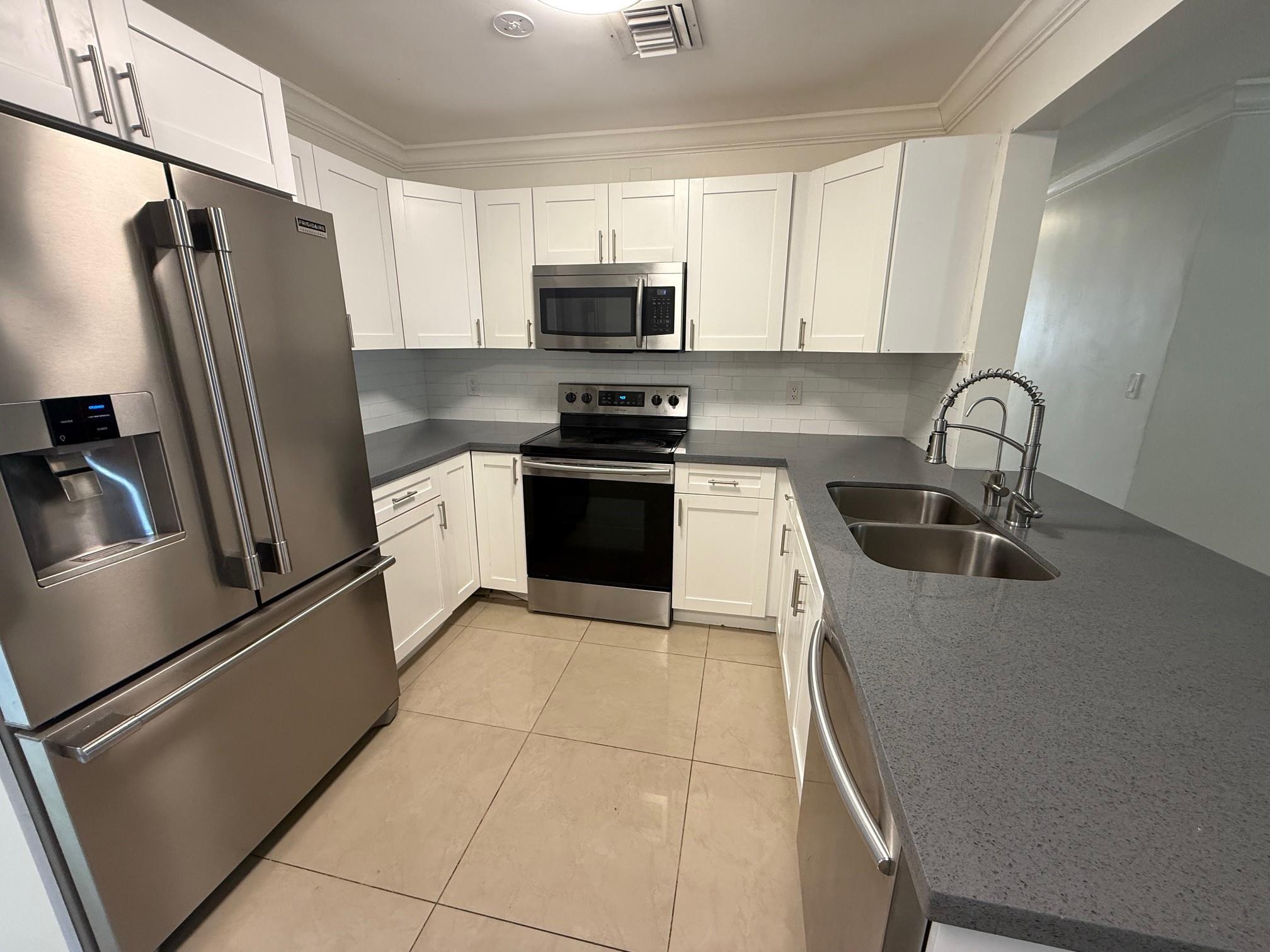 BROADVIEW PARK SEC 4 - Residential Lease