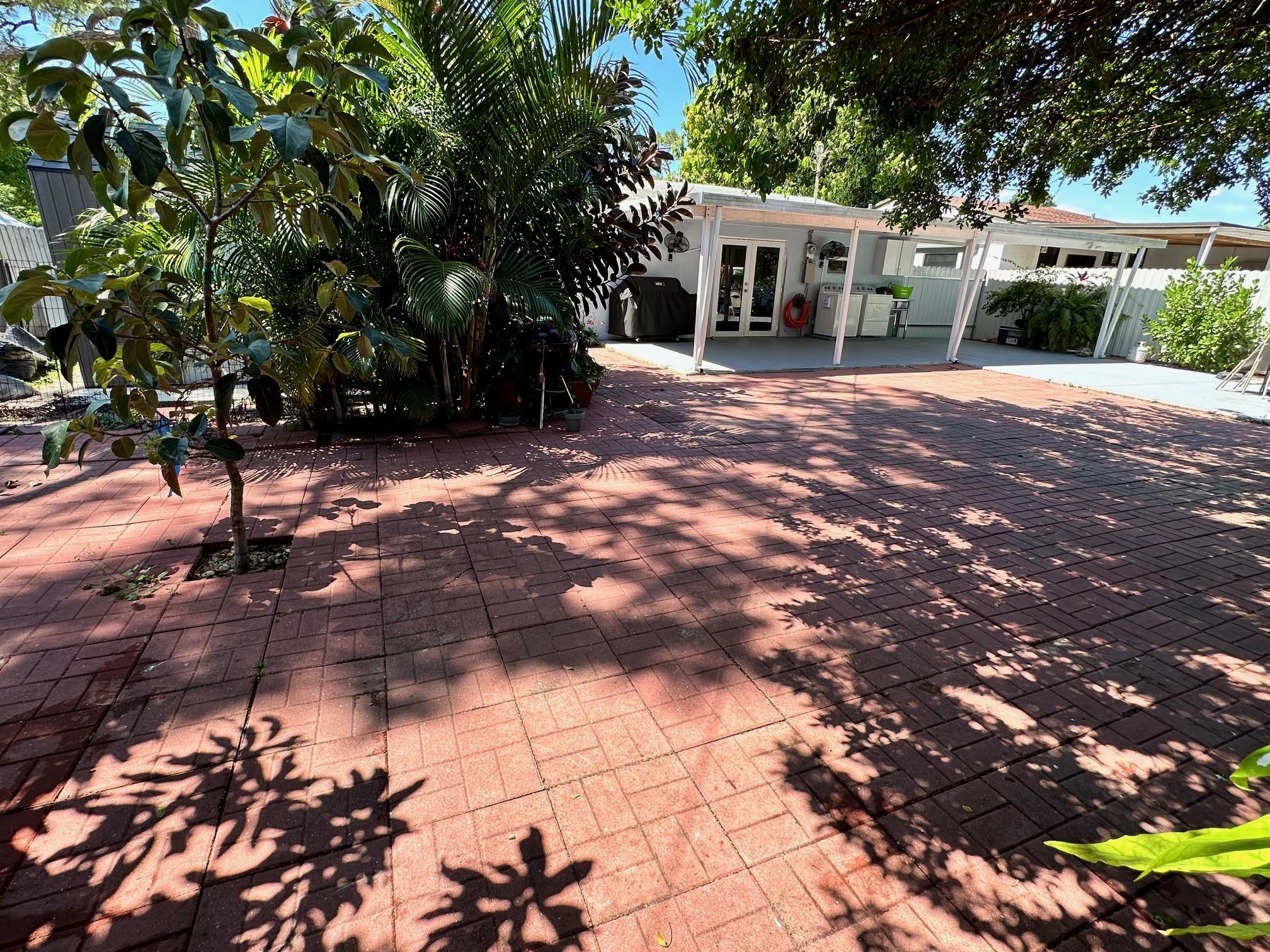 BROADVIEW PARK SEC 4 - Residential Lease