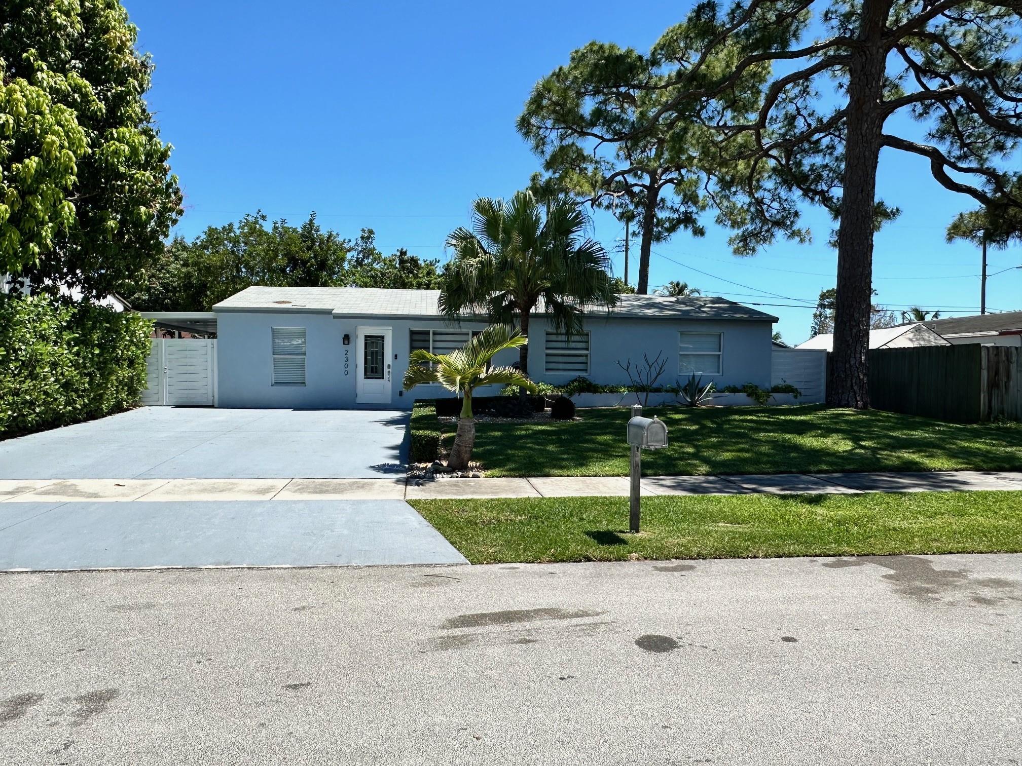 BROADVIEW PARK SEC 4 - Residential Lease