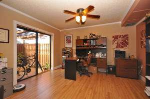 SHERWOOD LAKES - Residential