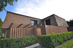 SHERWOOD LAKES - Residential