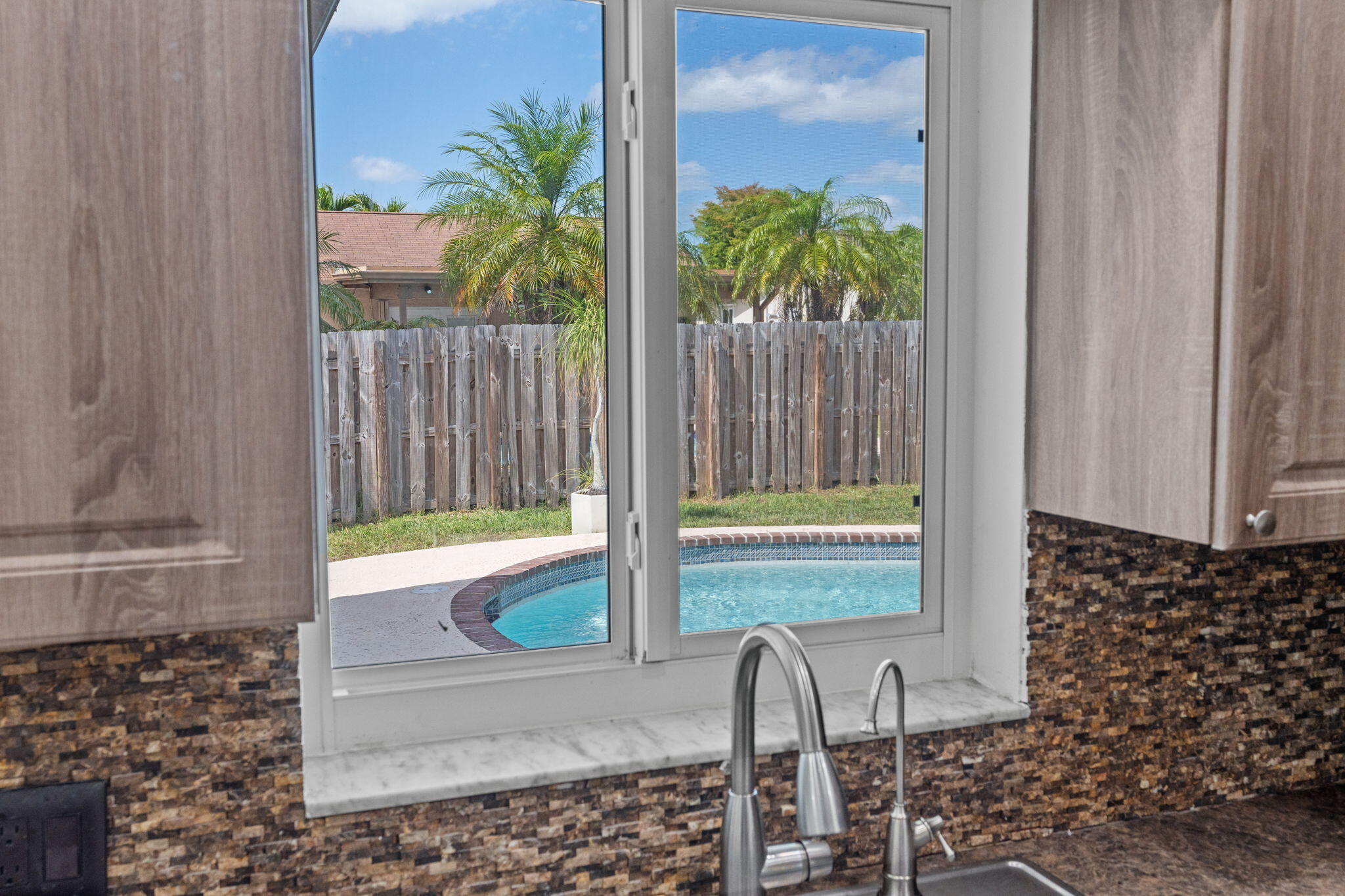 SUNRISE GOLF VILLAGE - Residential