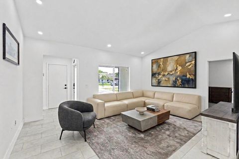 Tiny photo for 11831 NW 38th Place, Sunrise, FL 33323 (MLS # B26021406)