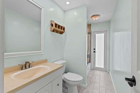 Tiny photo for 11831 NW 38th Place, Sunrise, FL 33323 (MLS # B26021406)
