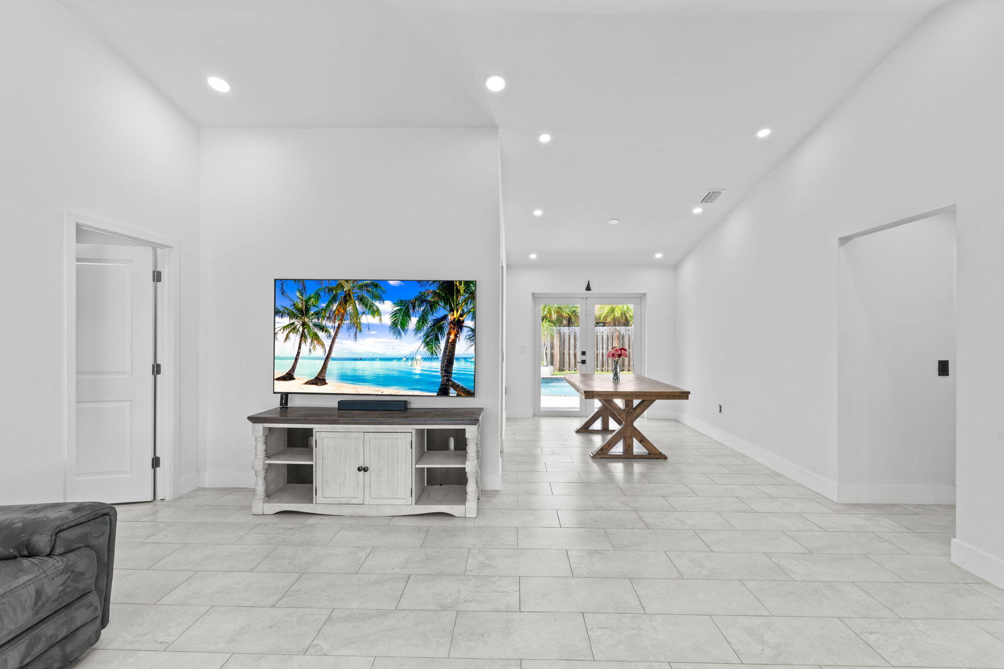 SUNRISE GOLF VILLAGE - Residential