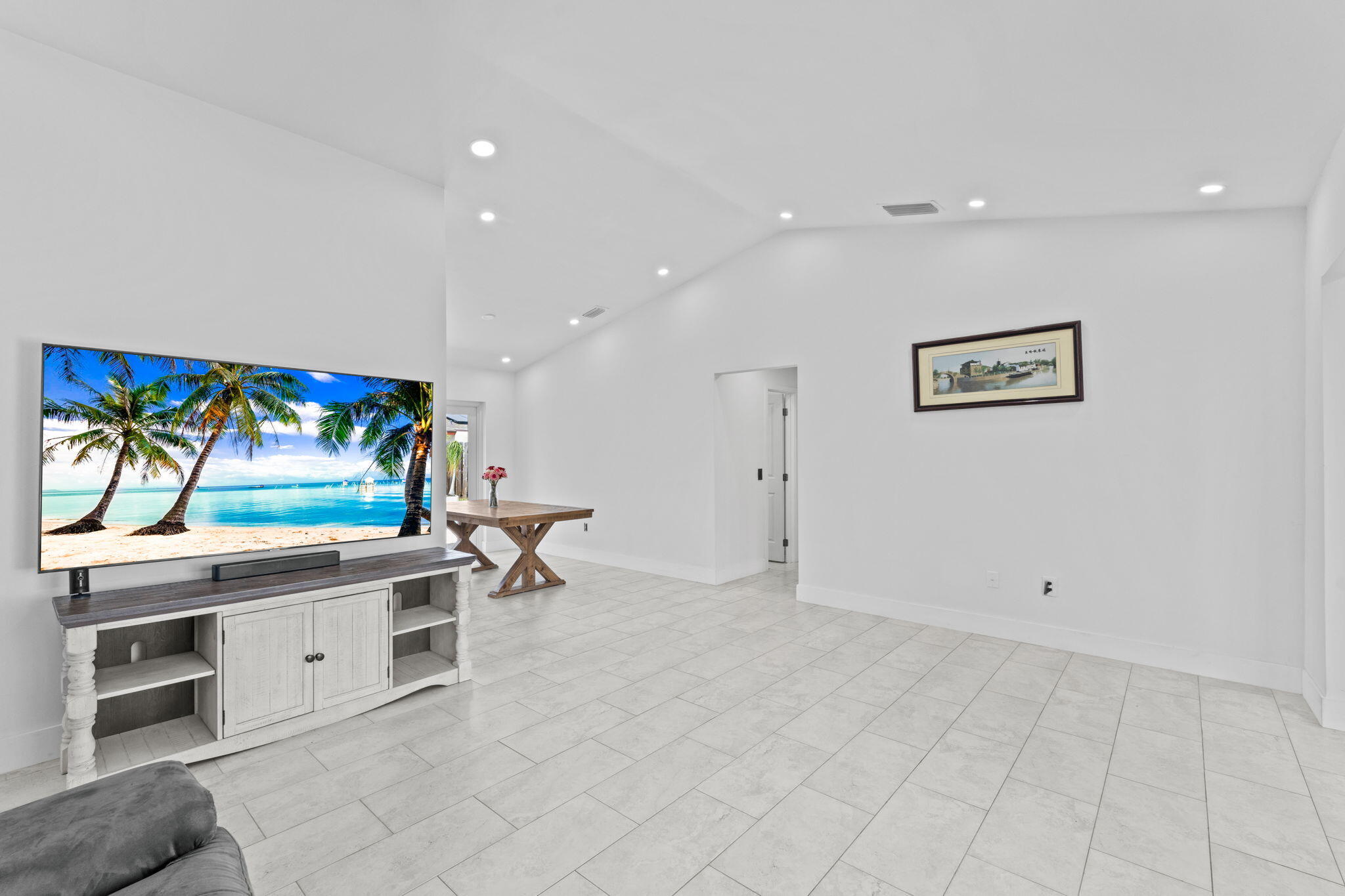 SUNRISE GOLF VILLAGE - Residential