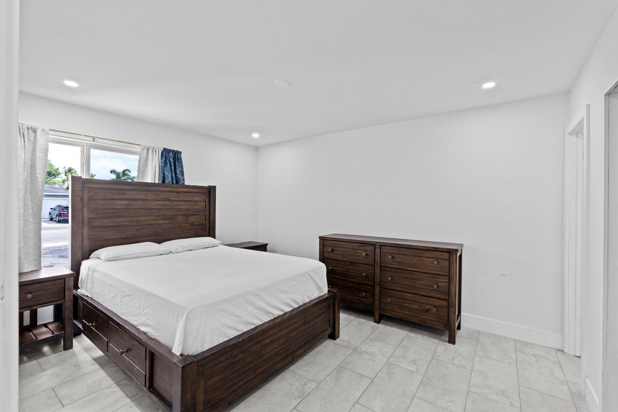 SUNRISE GOLF VILLAGE - Residential