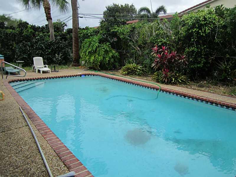 LIGHTHOUSE POINT EXT 2ND - Residential