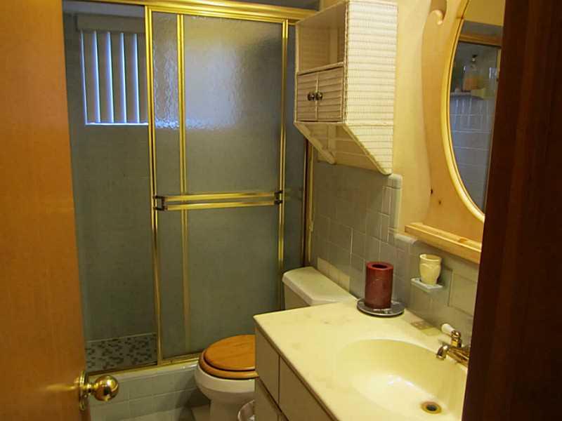 LIGHTHOUSE POINT EXT 2ND - Residential