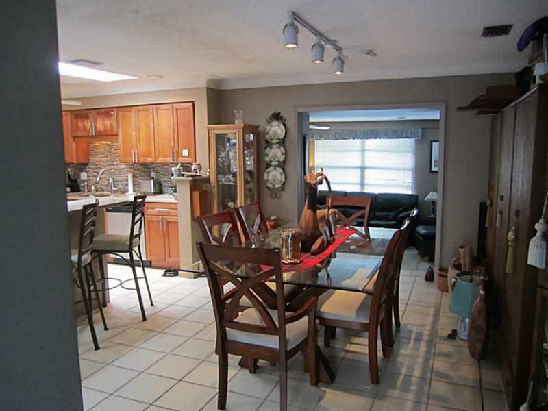 LIGHTHOUSE POINT EXT 2ND - Residential