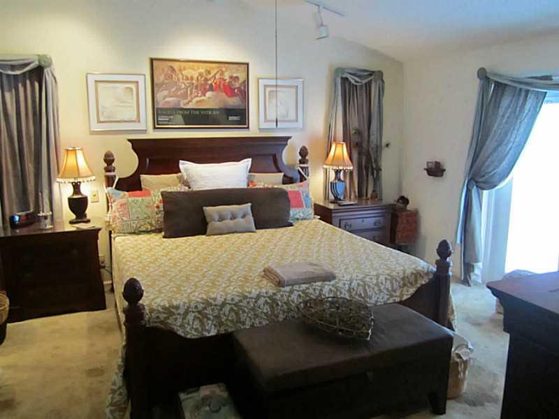 LIGHTHOUSE POINT EXT 2ND - Residential