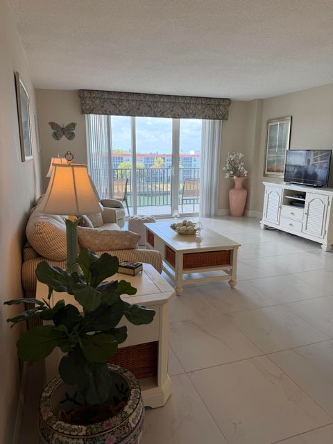 Tiny photo for 1150 Hillsboro Mile #405, Hillsboro Beach, FL 33062 (MLS # B26001689)