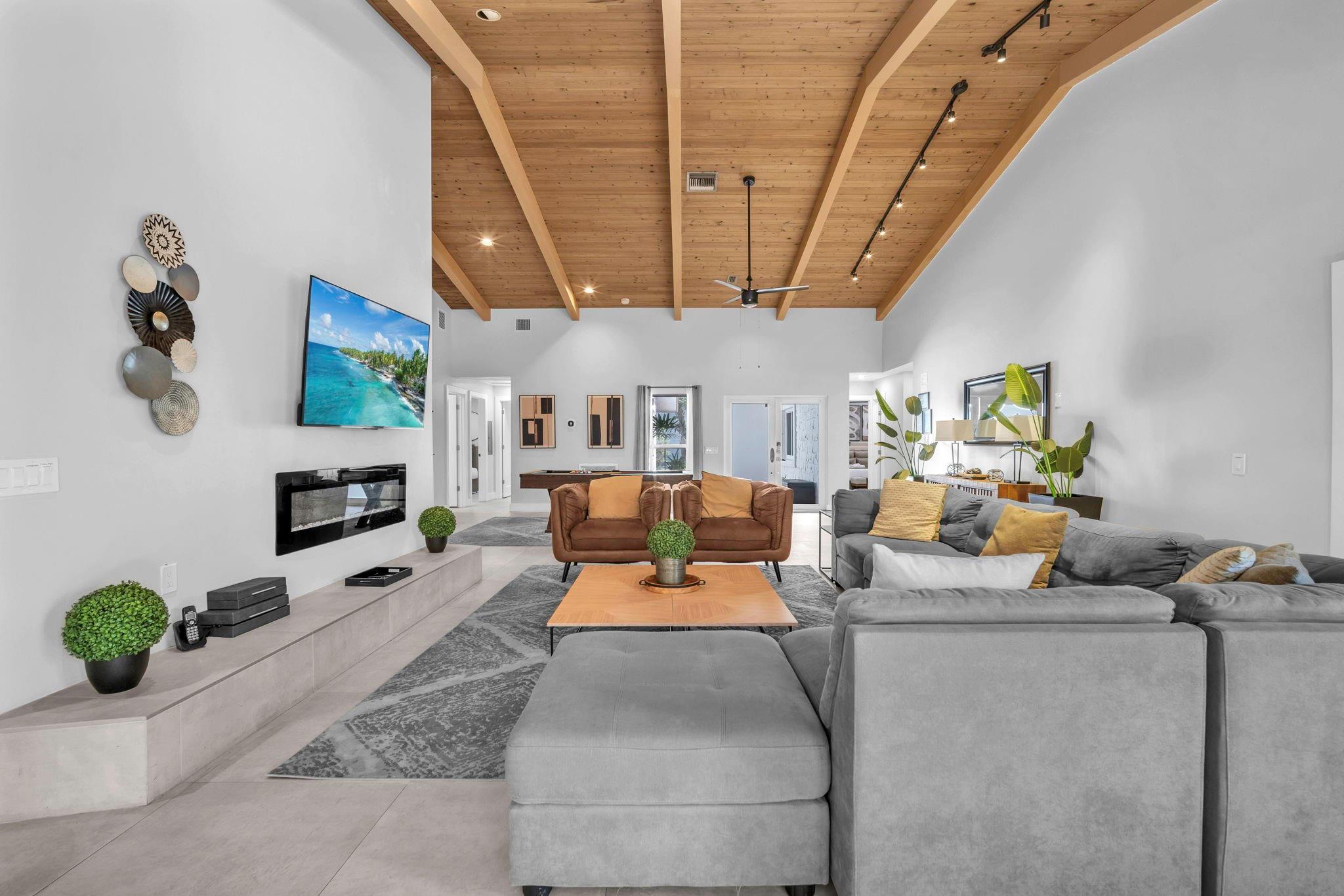 Hollywood Hills Estates 1 - Residential
