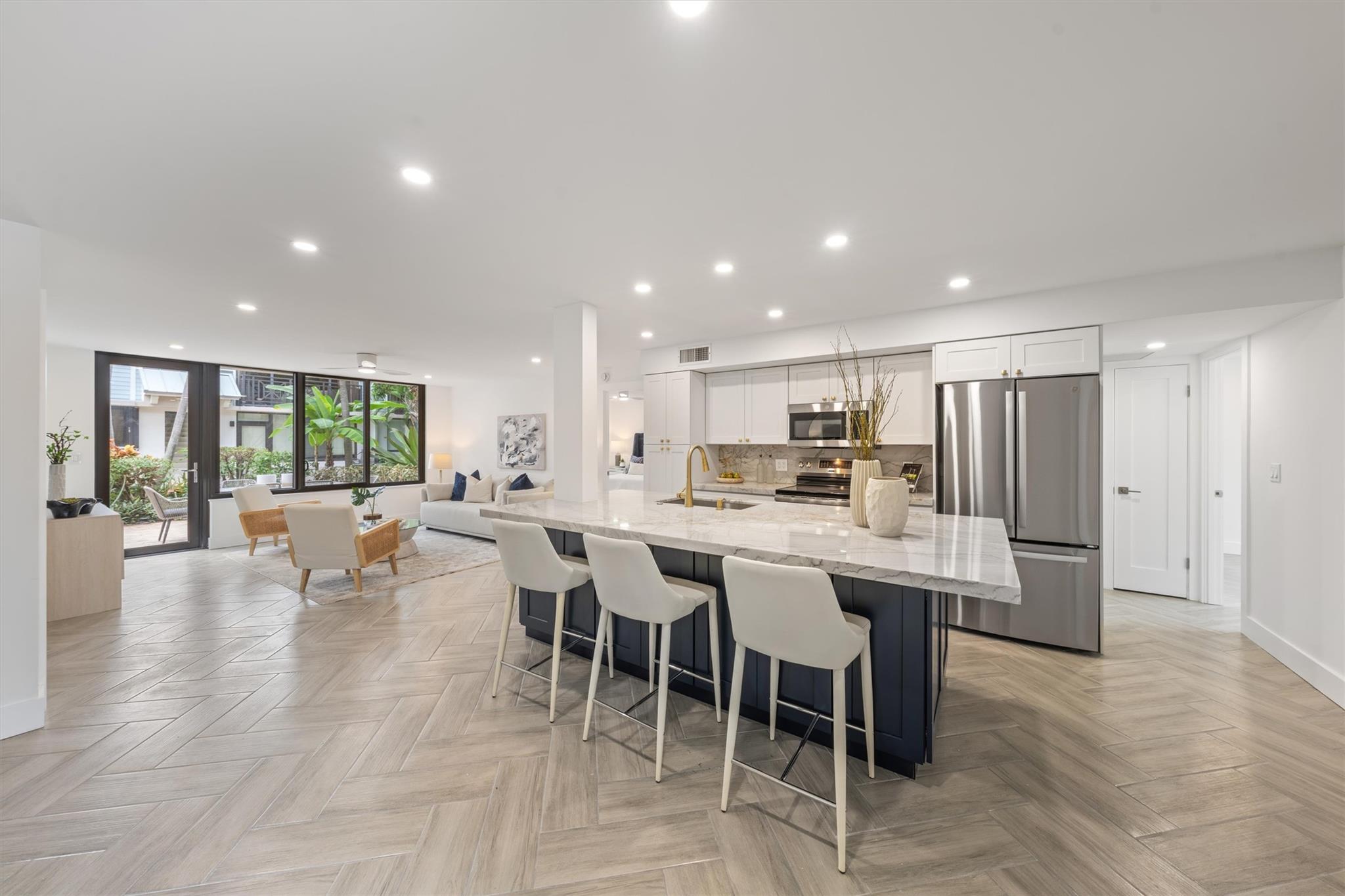 1578 S Ocean Lane 115