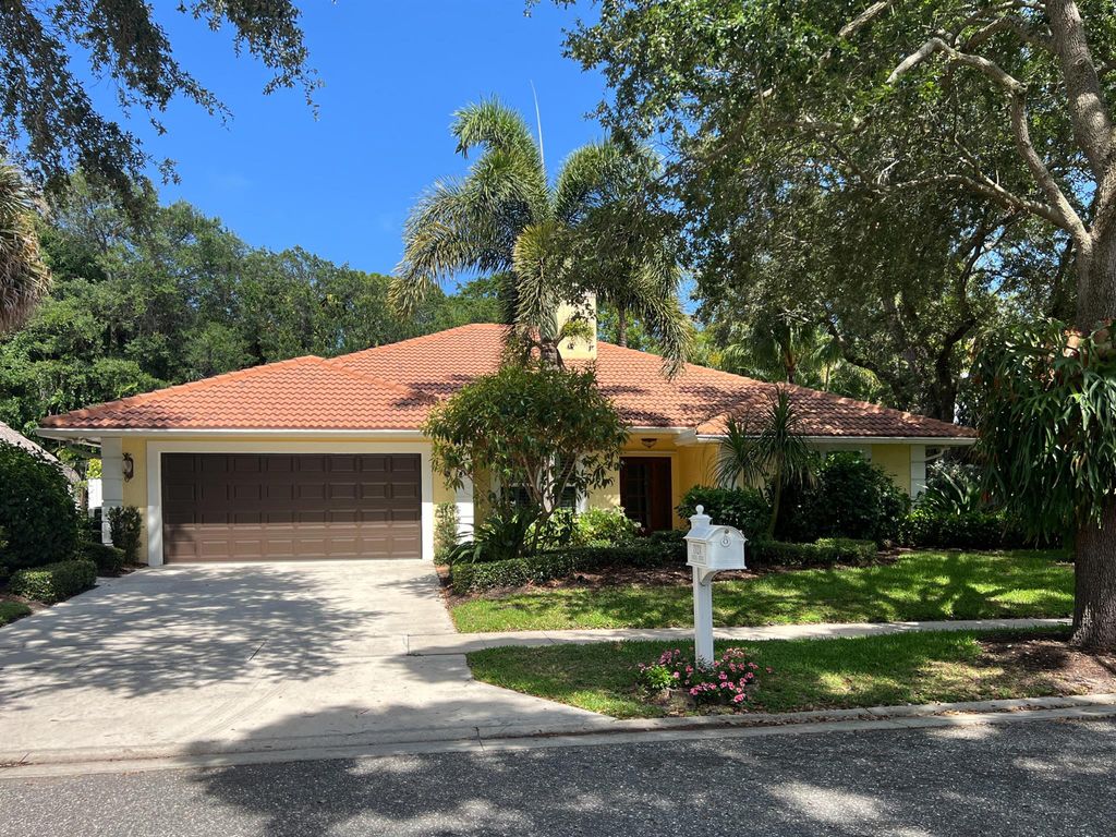 Photo of 13024 Coastal Circle, Palm Beach Gardens, FL 33410 (MLS # R11094537)