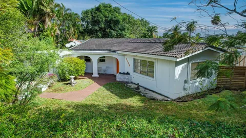 1732 NE 18th Ave, Fort Lauderdale, FL 33305 - MLS#: F10476676