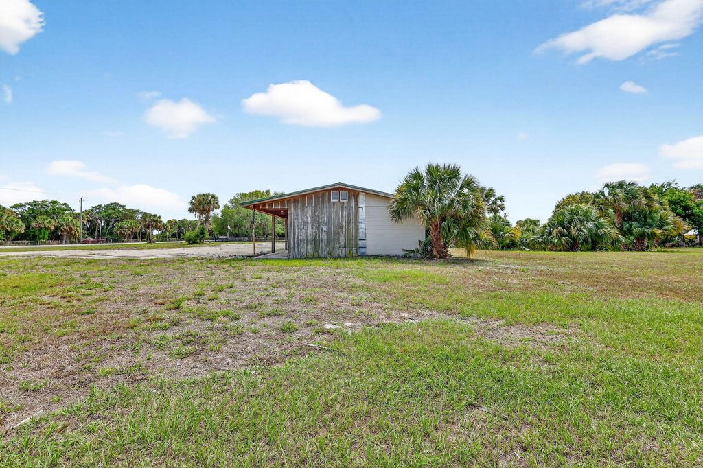 Photo of Unassigned Address Unassigned, FL (MLS # B26031835)