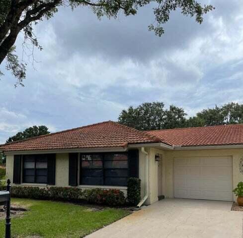 Beautifully updated 2-bedroom 2 bath 1 car garage villa in Bent Tree Villas West 55+ gated community. This unit is located very close to the clubhouse and community pool. Quiet community that is very close to shopping, restaurants and the beach. Brand new washer and dryer. Rent includes water, basic cable and lawn care.