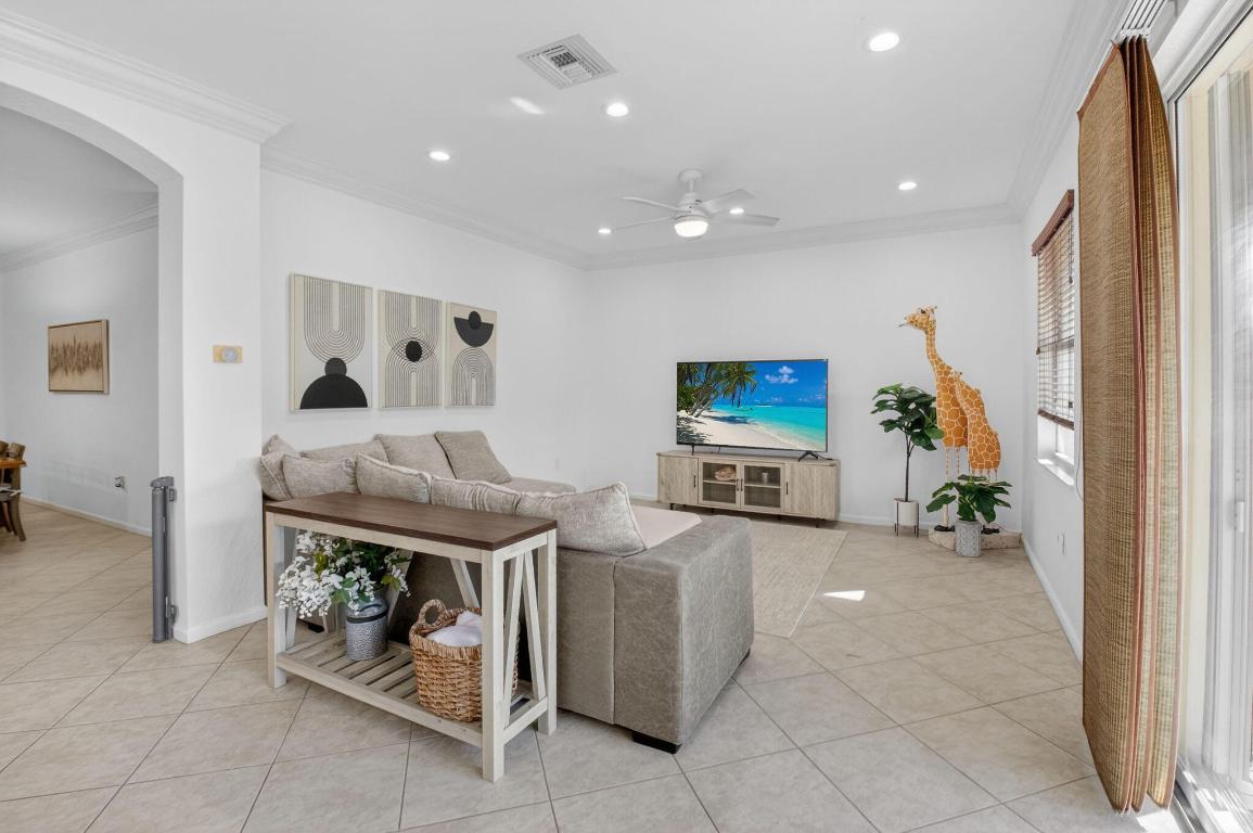 MINI ASSEMBLAGE PUD 6 - Residential