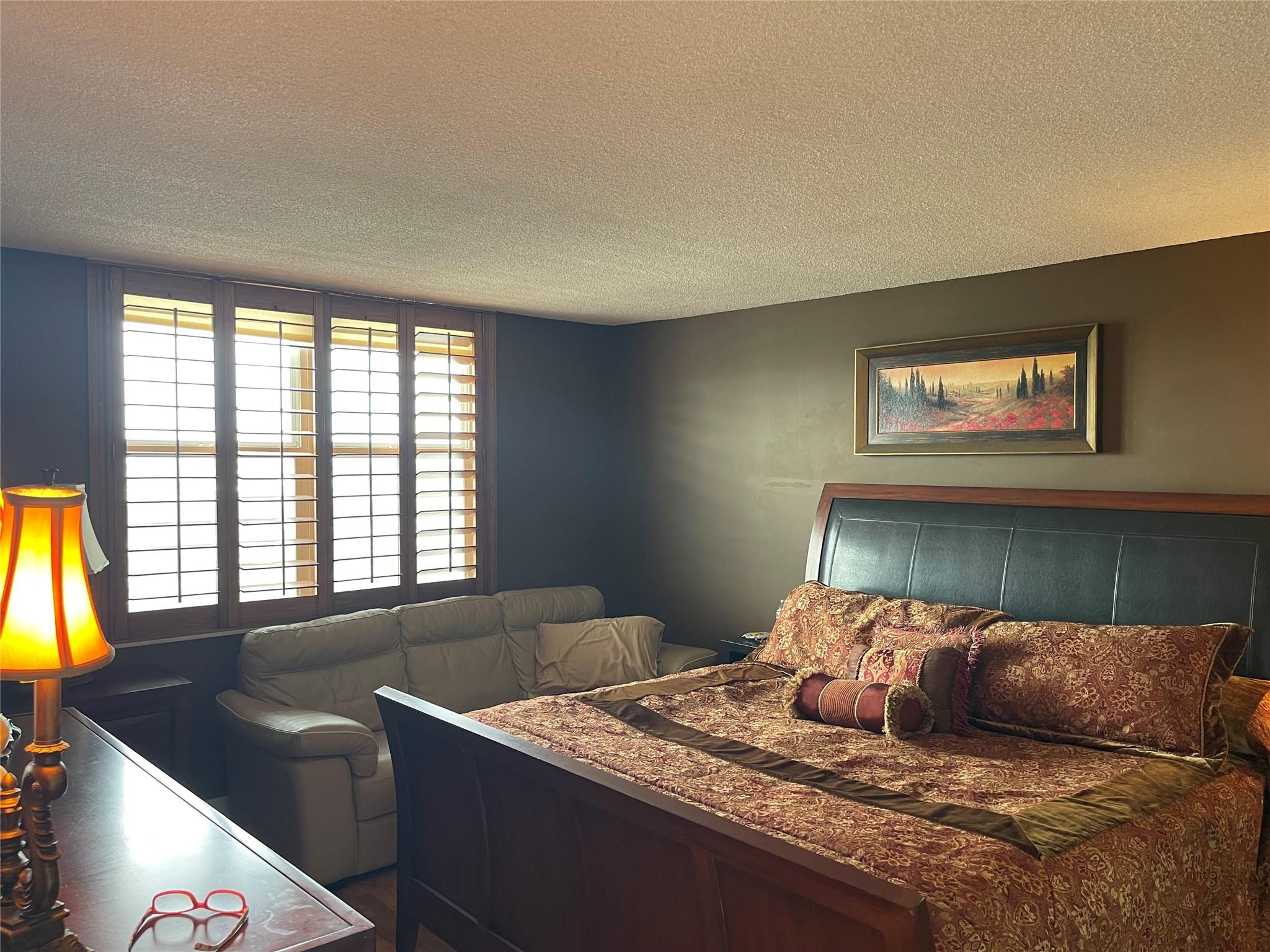 427 Golden Isles Dr 14C