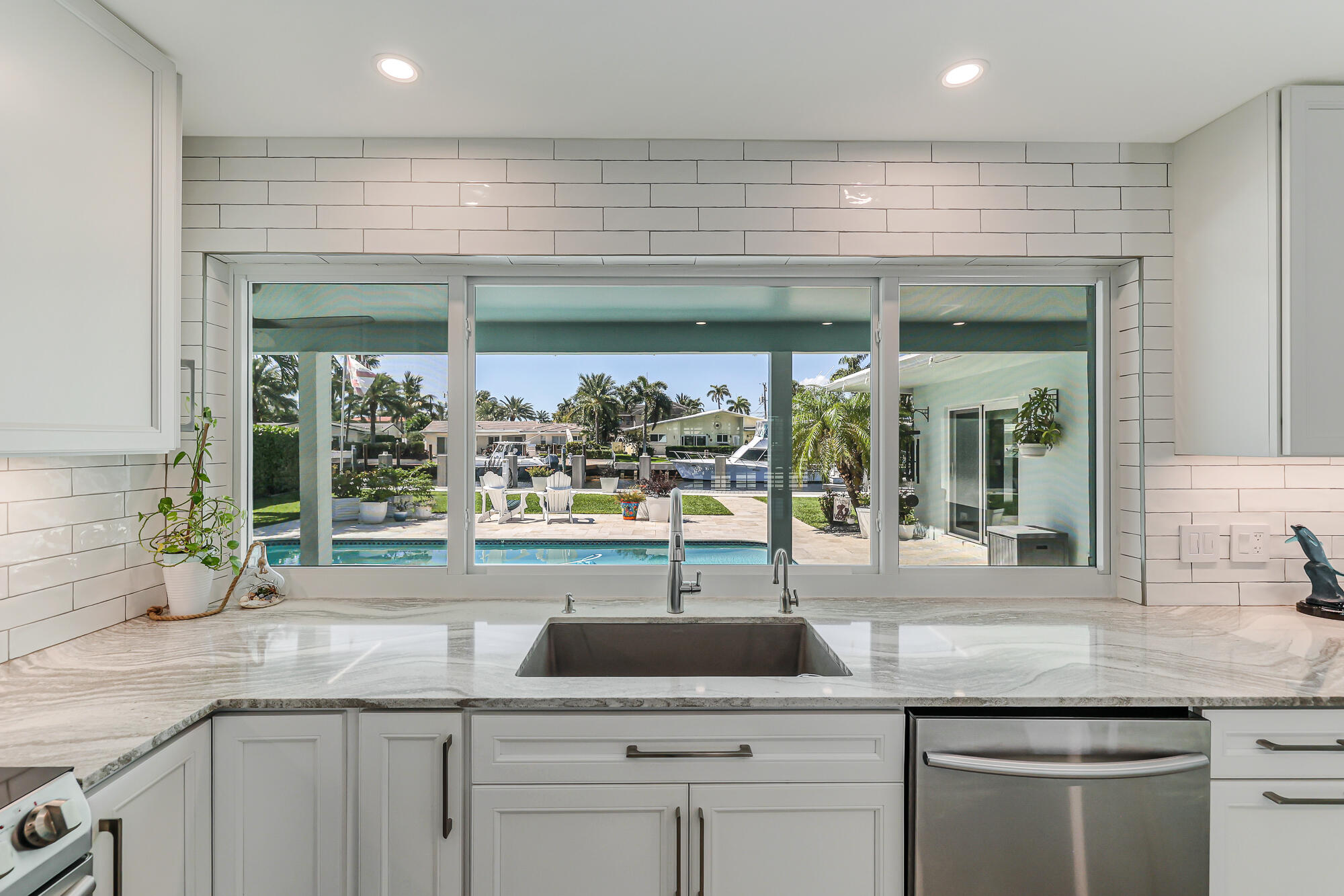 HARBOR VILLAGE SEC J - Residential