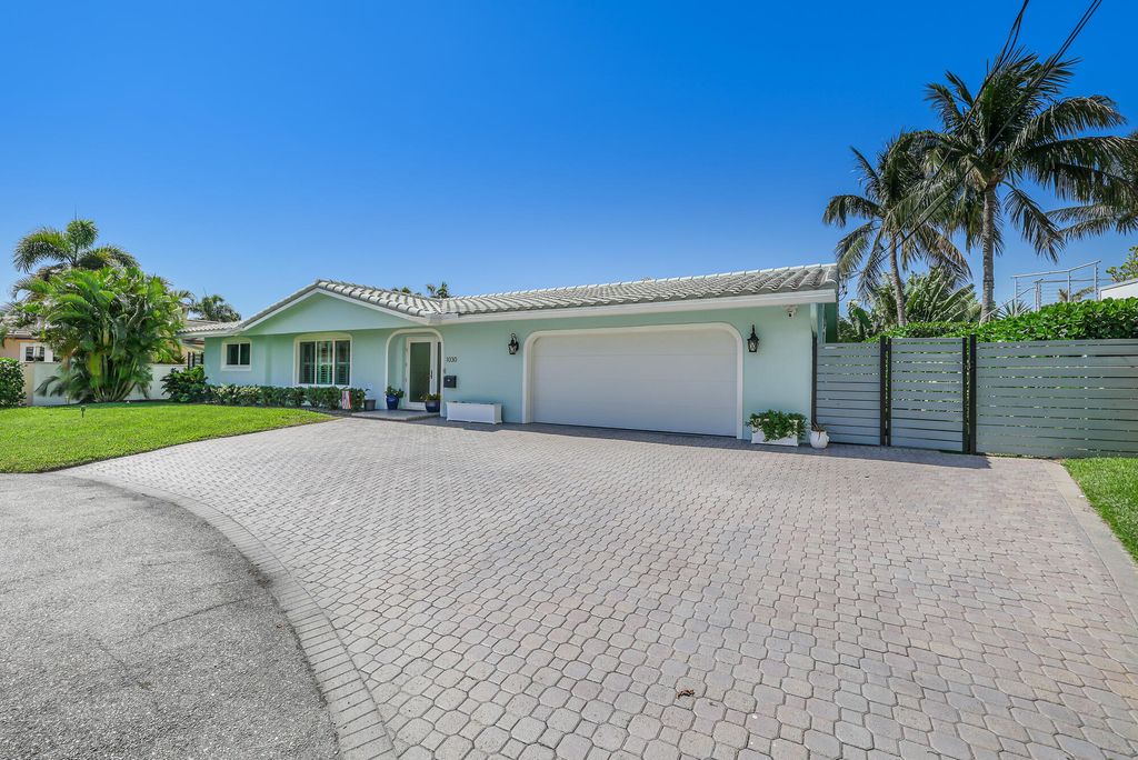 Photo of 1030 NE 27th Way, Pompano Beach, FL 33062 (MLS # B26029479)