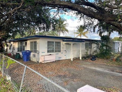 6309 Hayes Street Hollywood FL 33024