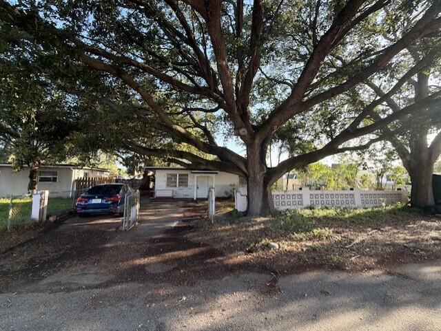 6309 Hayes Street, Hollywood FL 33024