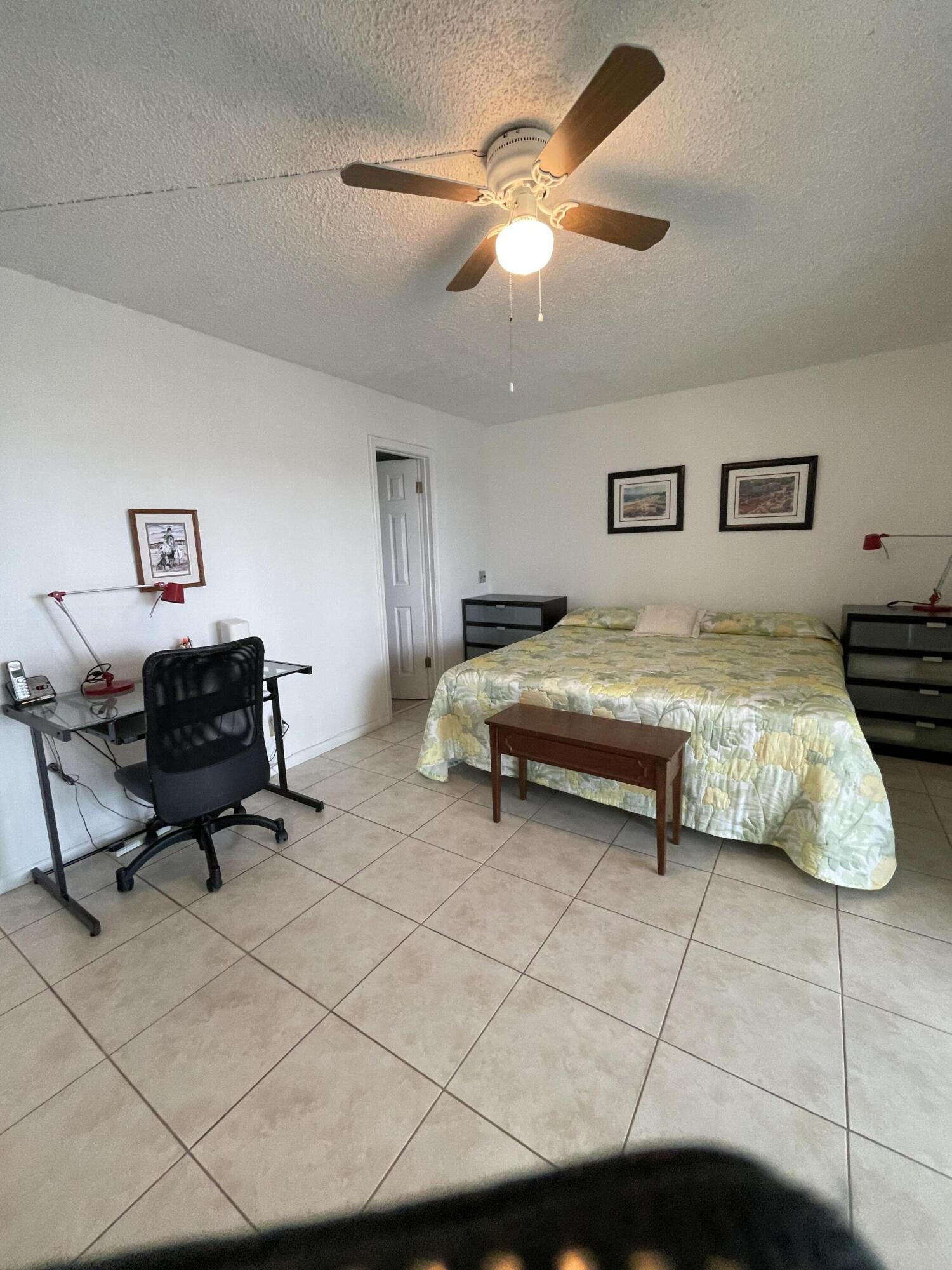 CAMBRIDGE D CONDO - Residential