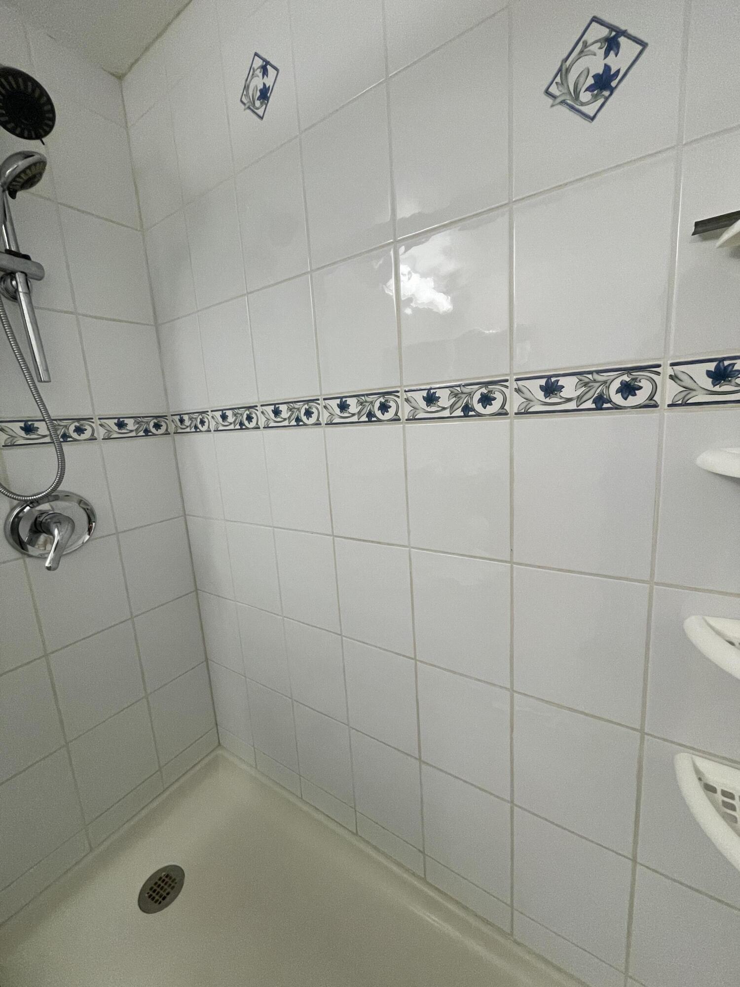 CAMBRIDGE D CONDO - Residential
