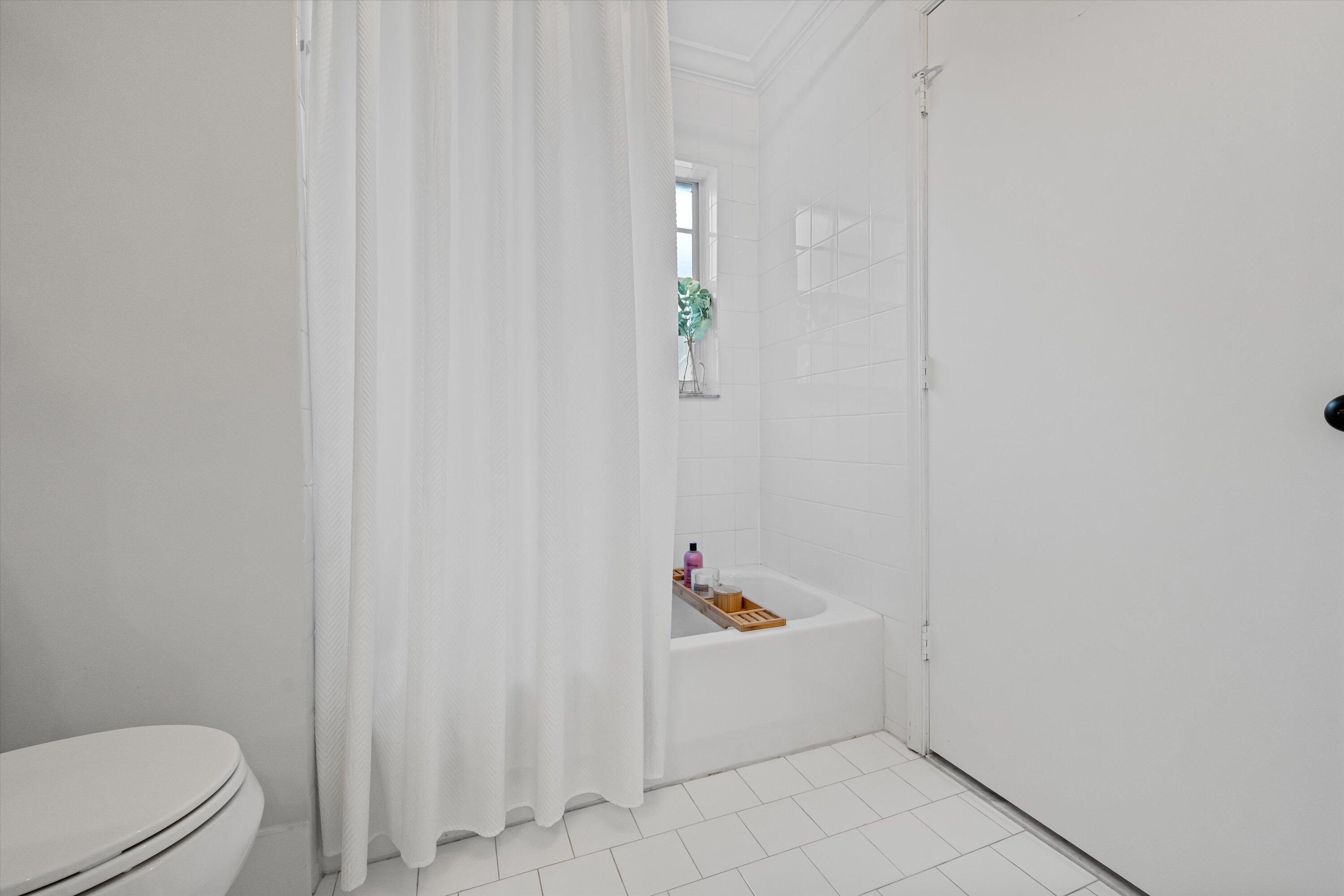 LAKE CHARLESTON TR G 1 - Residential