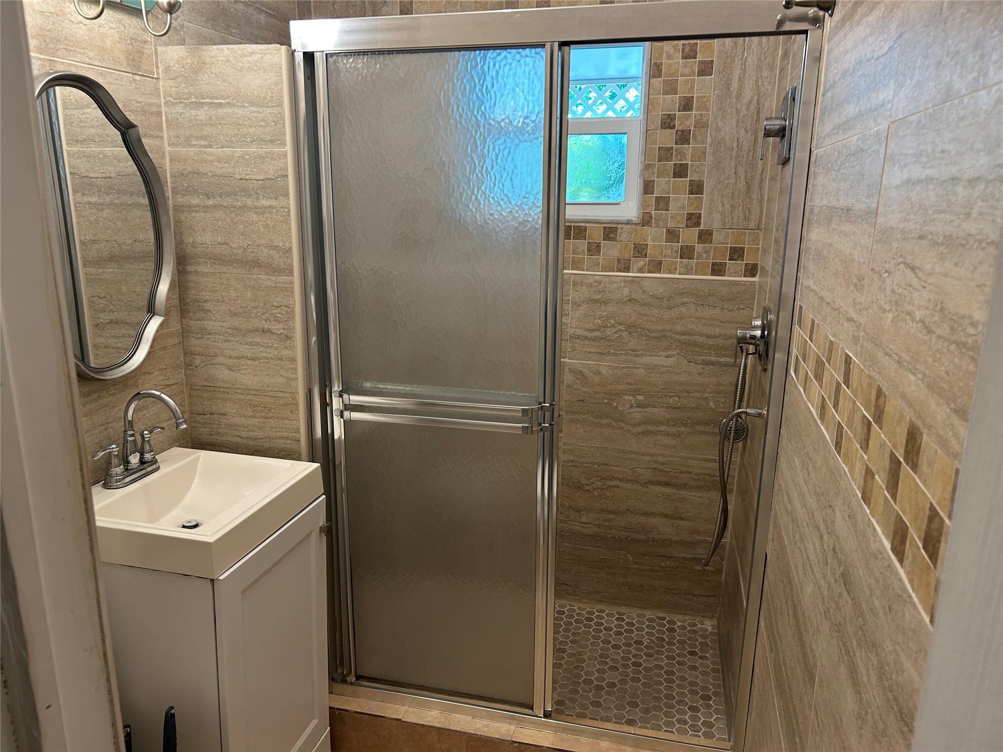 Lauderdale Manors Add 30- - Residential Lease